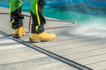 Pool Deck Washing